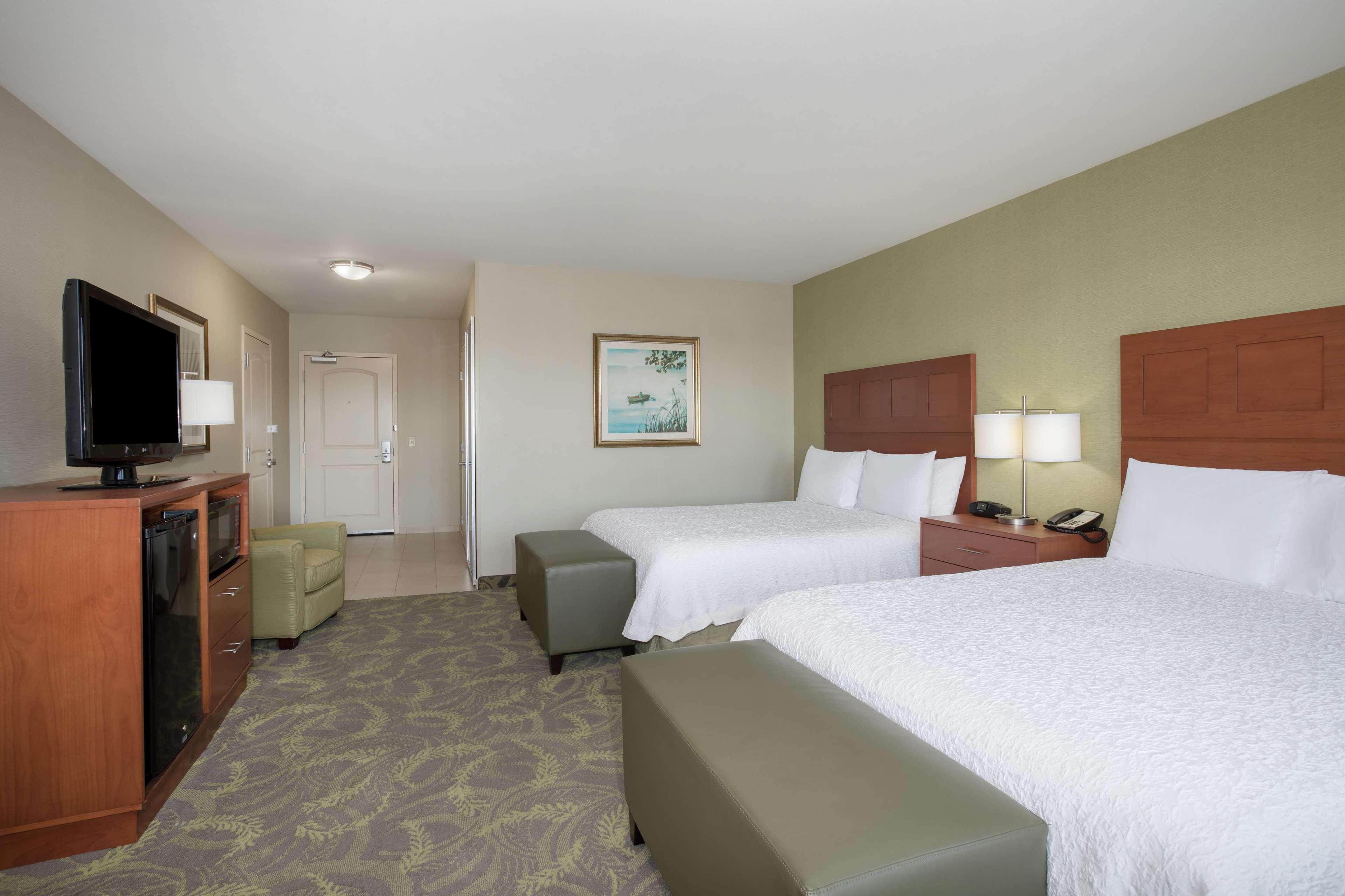 Hampton Inn & Suites Astoria Exterior foto